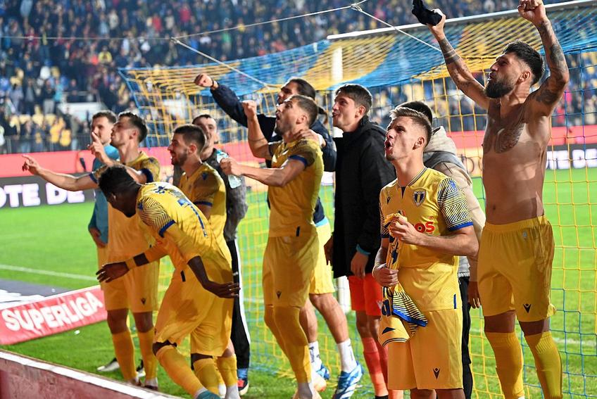 Petrolul e pe val în Superligă / Sursă foto: Imago Images