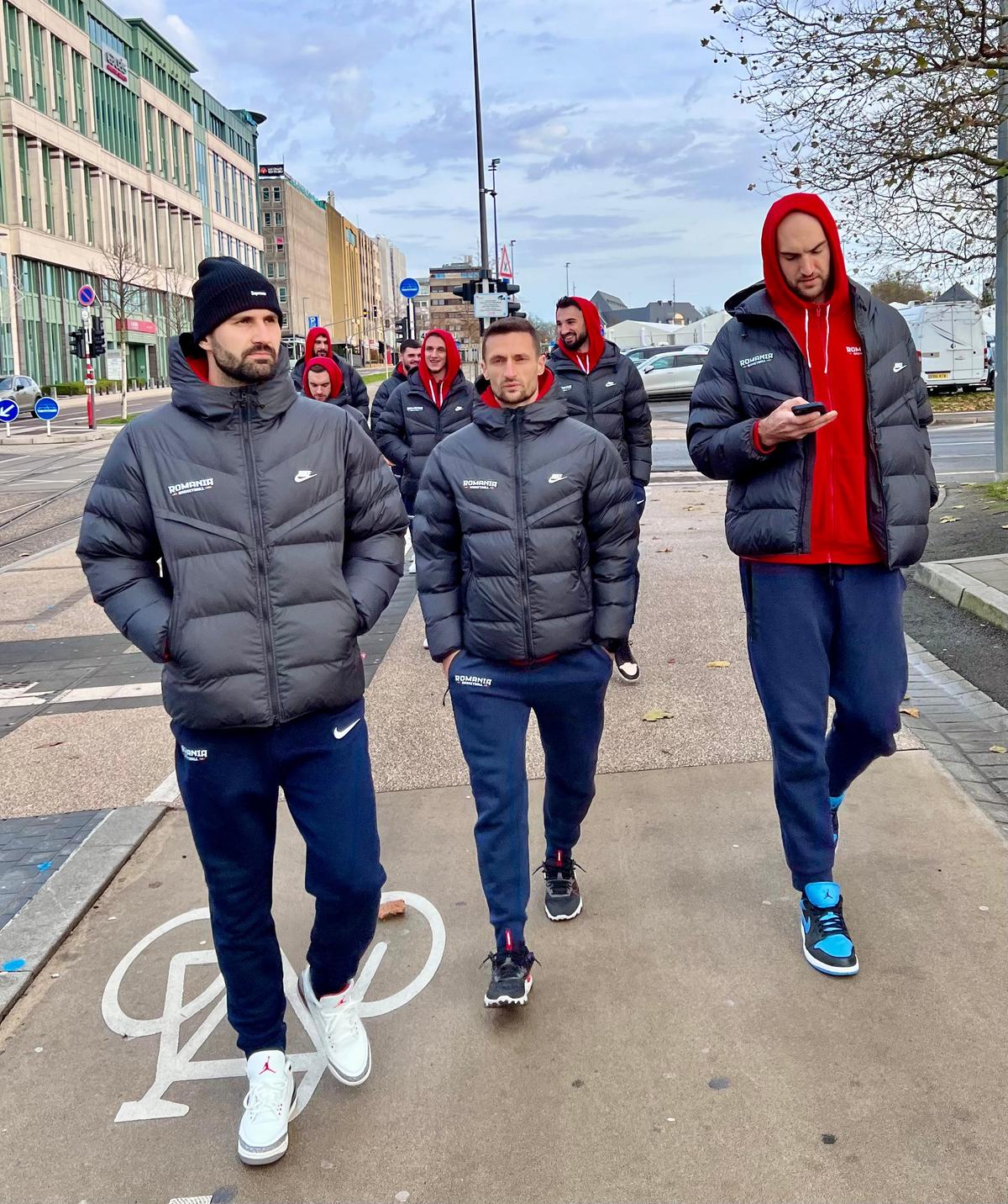 Membrii naționalei de baschet a României la vot, în Luxemburg