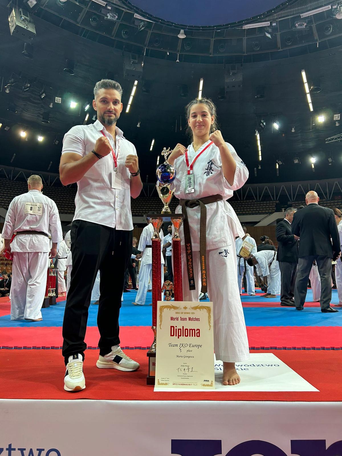 „Trebuie să lași totul la o parte, chiar și școala” » Povestea plină de inspirație a lui Agnes Georgescu, vicecampioană mondială la Karate: „Nu mai dai importanță costurilor”