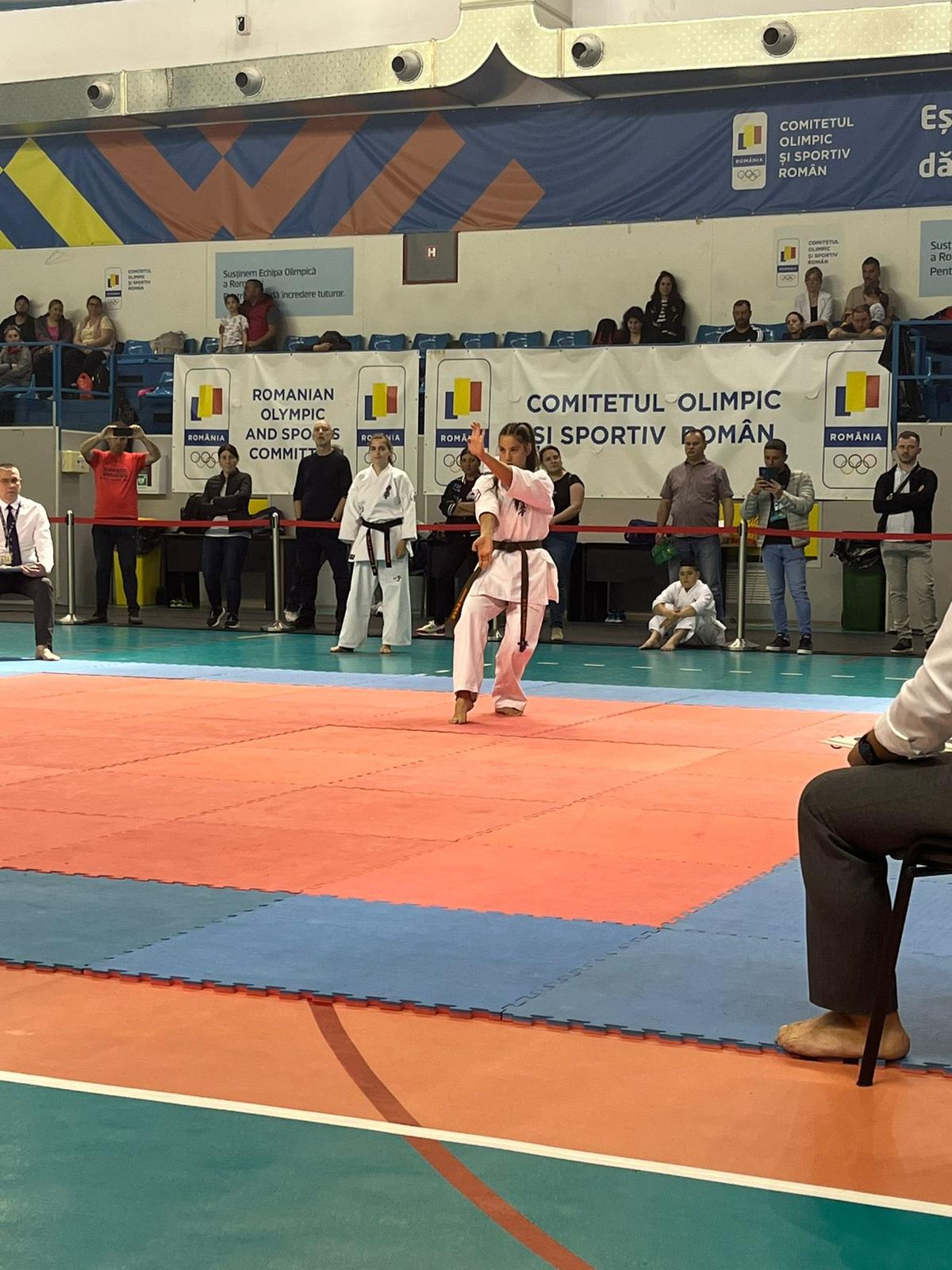 „Trebuie să lași totul la o parte, chiar și școala” » Povestea plină de inspirație a lui Agnes Georgescu, vicecampioană mondială la Karate: „Nu mai dai importanță costurilor”