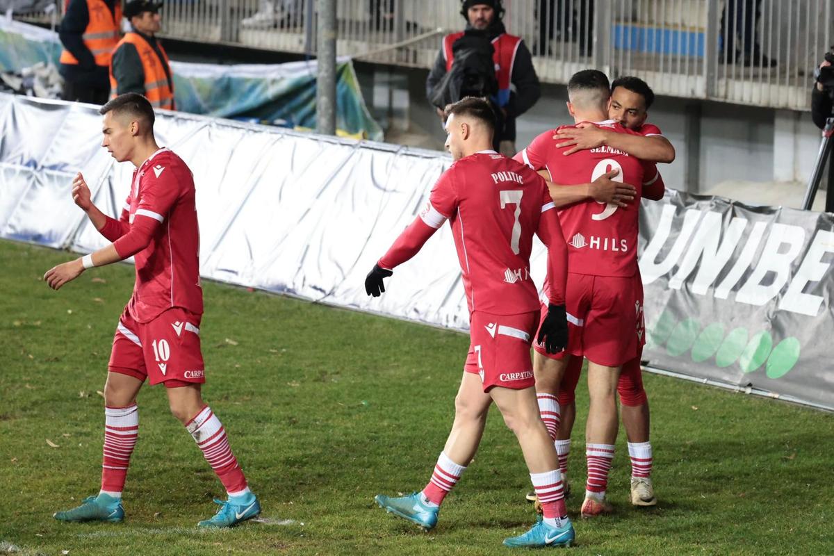 Dinamo s-a impus la limită în deplasare cu Petrolul și a urcat pe locul 3! Clasamentul ACUM