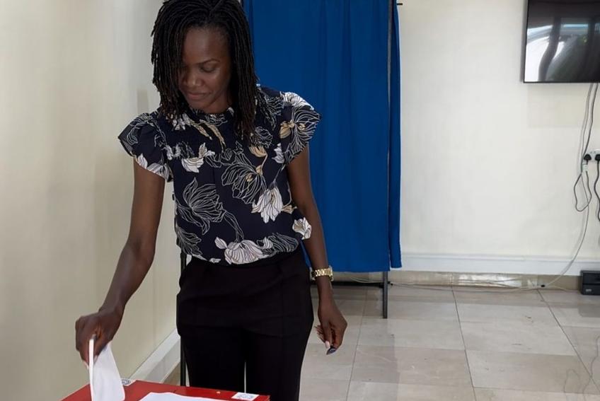 Joan Chelimo Melly, atletă din Kenya, dar care a reprezentat România la Jocurile Olimpice, a votat la alegerile prezidențiale.