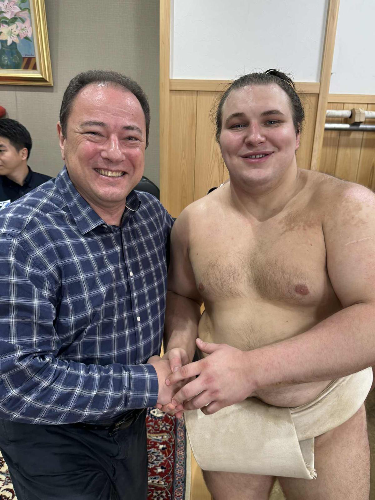 Ucraineanul Aonishiki scrie istorie în competițiile de sumo din Japonia