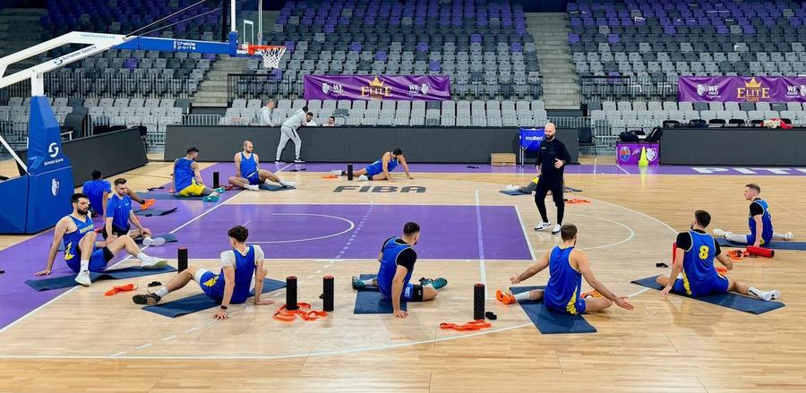 Reunirea lotului la Pitești/Foto: Facebook (Federația Română de Baschet) România, start în preliminariile Campionatului Mondial de Baschet din 2027 » Urmează 2 dueluri cu naționale puternice din baschetul european