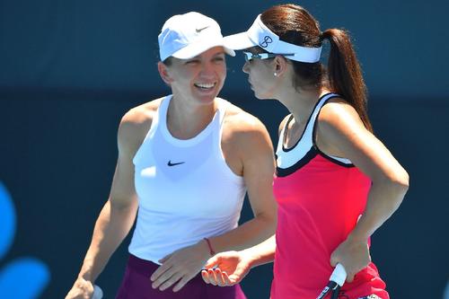 Simona Halep a făcut pereche în trecut și cu Raluca Olaru / Sursă foto: Guliver/Getty Images