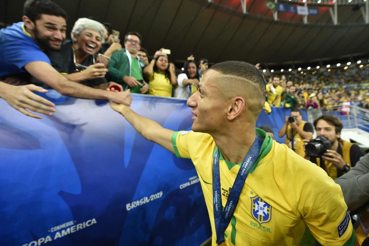 Fă cunoștință cu Richarlison