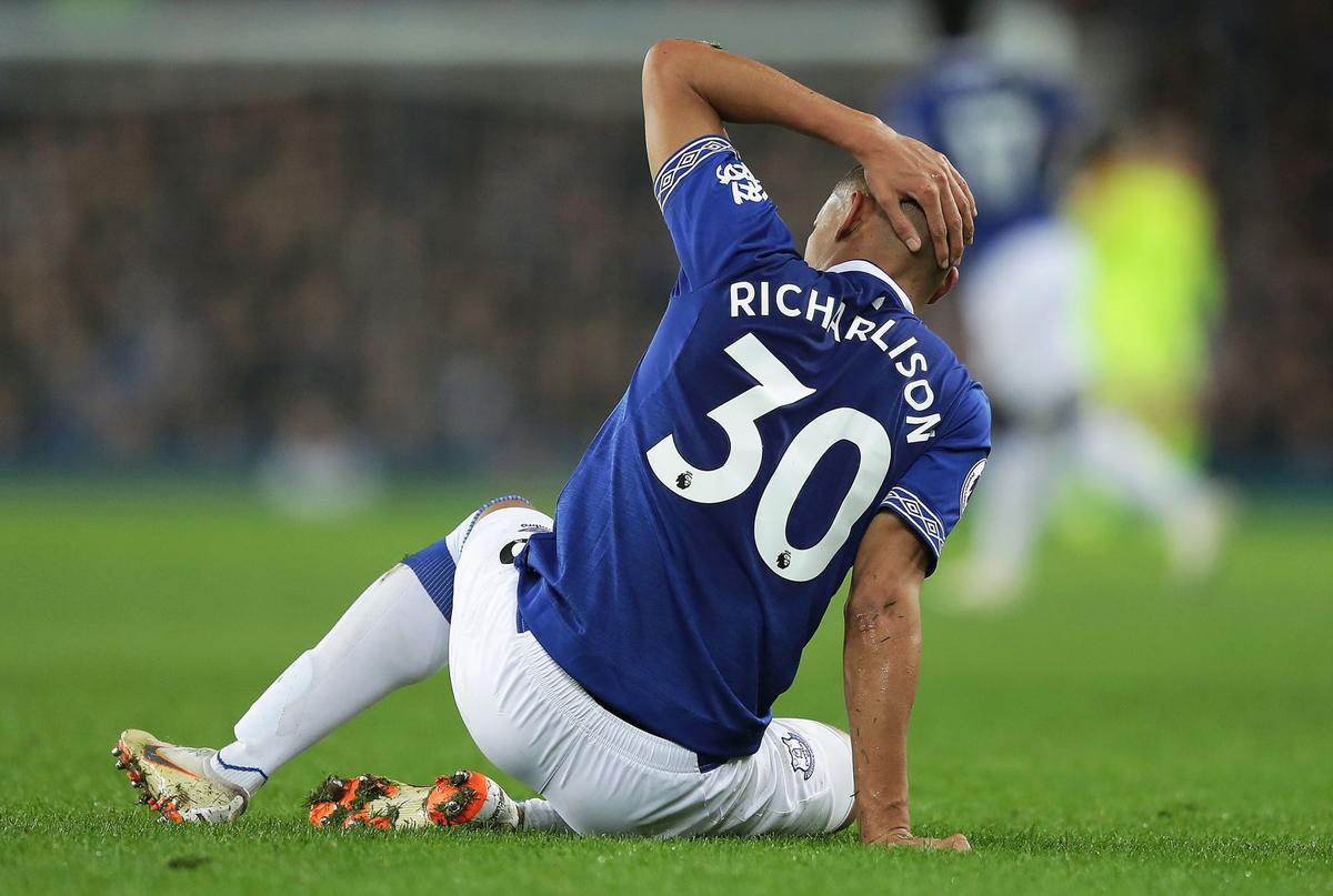 Povestea SF a lui Richarlison, îngerul din umbră » Crescut cu pistolul la tâmplă, acum întoarce totul spre nevoiași: de la flămânzii Braziliei la bolnavii de cancer