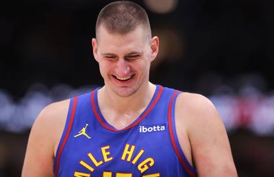 Nikola Jokic a rupt contractul cu Nike și a semnat cu o firmă chinezească: „Cum m-au convins”