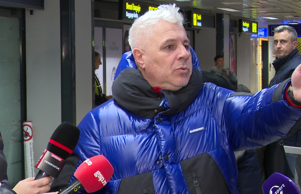 Șumudică nu se dezminte » S-a răstit pe aeroport: „Băi, băi, băi, du-te, bă, de aici cu treningul ăla! N-auzi să te duci de-aici?!”