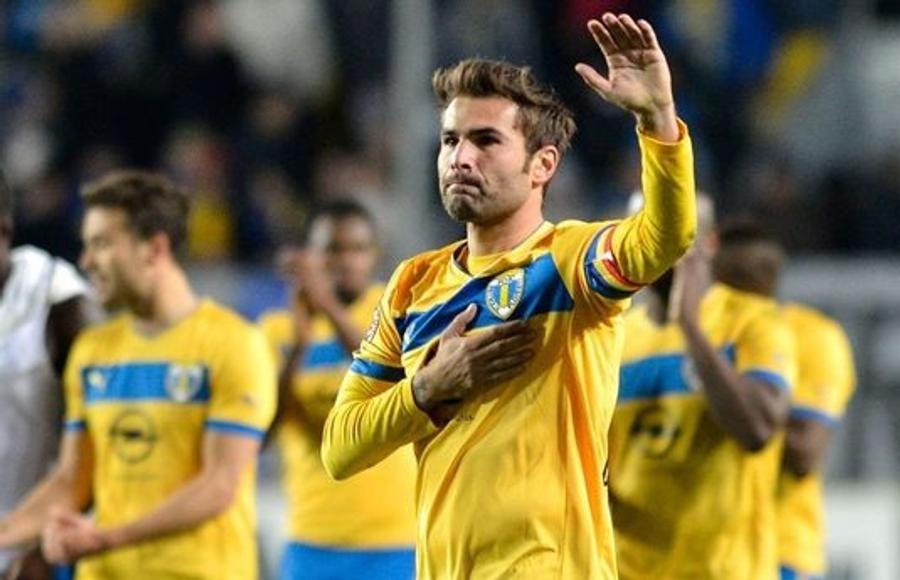Clubul din Liga 1 face implozie! Mutu ar putea prelua banca tehnică, după o înfruntare între două tabere: galeria acuză jucătorii că l-au lucrat pe actualul antrenor
