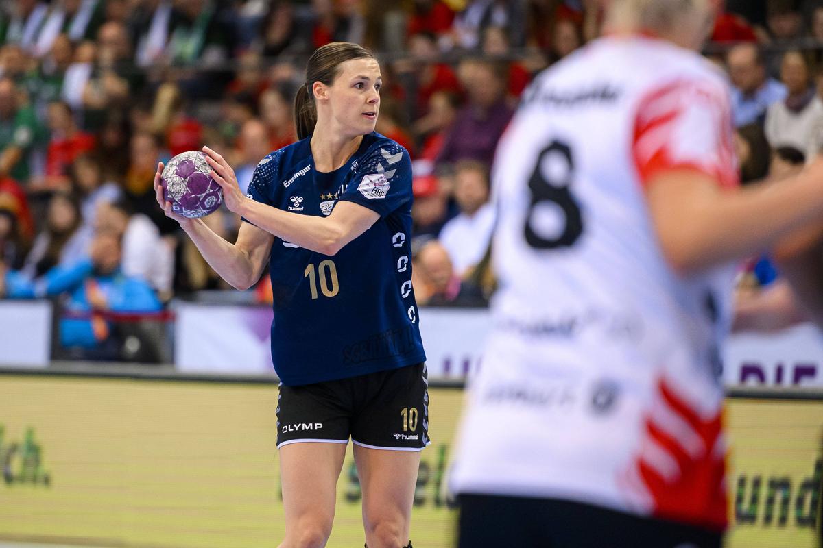Inger Smits
