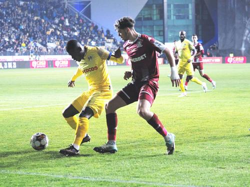 Borza a fost eliminat în '6 în Petrolul - Rapid, dar meciul s-a terminat 0-0