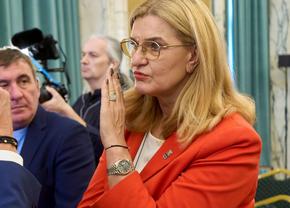 COSR a dat-o în judecată pe Elisabetă Lipă, pentru recuperarea unei sume imense