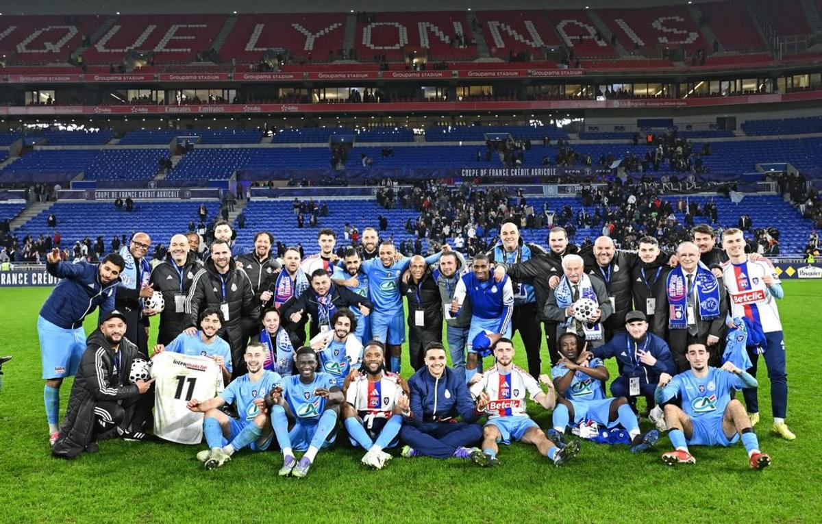 Cadou incredibil de Crăciun făcut de Lyon echipei amatoare pe care a eliminat-o din Cupa Franței