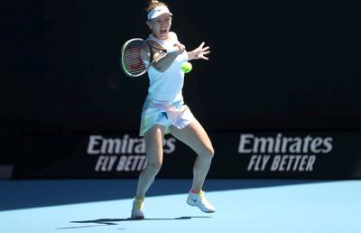 SIMONA HALEP LA AUSTRALIAN OPEN // Au apărut primele cote pentru meciul cu Mertens » Ce șanse are Halep la finală după surprizele de astăzi