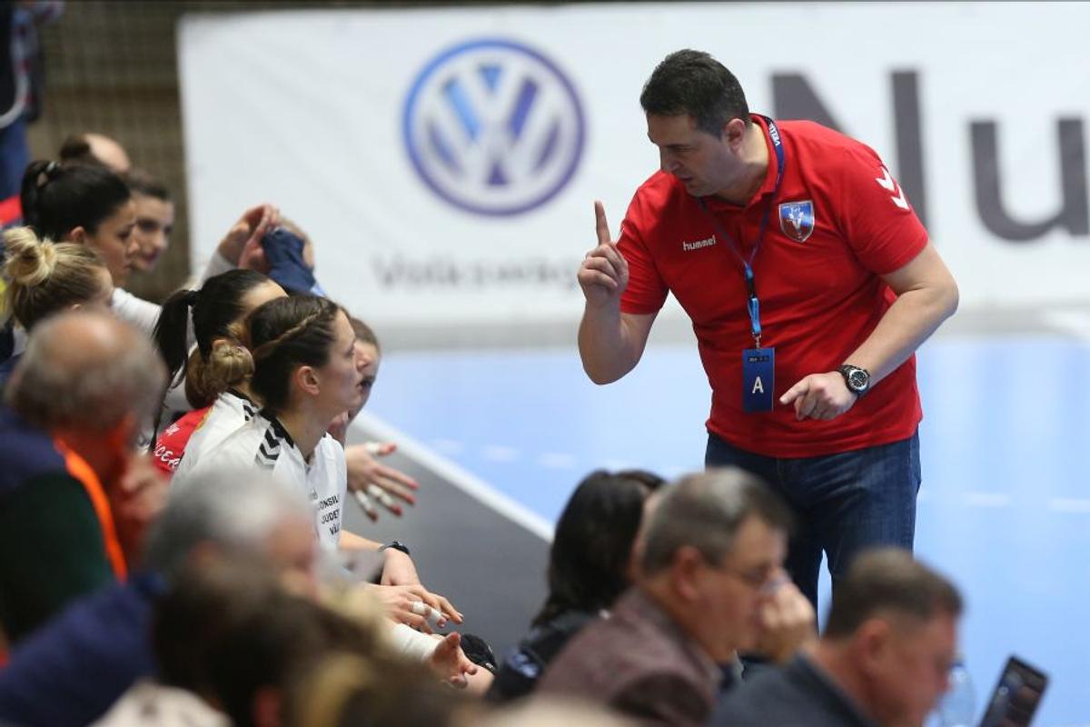 FOTO SCM RM. VÂLCEA - KRIM LJUBLJANA 31-16