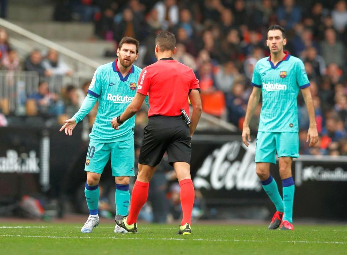VALENCIA - BARCELONA 2-0 // VIDEO+FOTO Continuă degringolada catalanilor: Barcelona și Quique Setien, îngenuncheați în tărâmul „liliecilor”