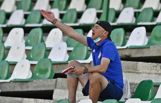 EXCLUSIV Leo Grozavu, despre vaccinarea anti-COVID-19: „Sunt circumspect. E nevoie de timp să mă conving”