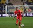 FOTO. Fenerbahce - Kayserispor 3-0 » Echipa lui Dan Petrescu, spulberată la Istanbul! Săpunaru a fost integralist