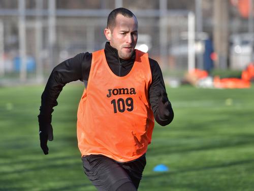 Arbitrul Ionuț Coza (42 de ani) ia în calcul să îl acționeze în instanță pe Adrian Mititelu Jr., după ce conducătorul lui FCU Craiova l-a acuzat direct: „Vă zic din surse garantate că e corupt”.