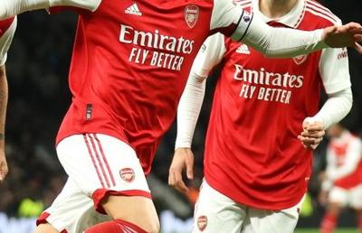 Căpitanul lui Arsenal și-a prelungit contractul și a devenit cel mai bine plătit jucător al „tunarilor”