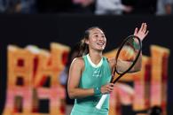 Curg reacțiile după ce Qinwen Zheng s-a calificat în prima finală de Mare Șlem: „Este o poveste fantastică la acest Australian Open”