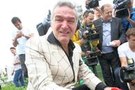 I-a sunat telefonul la ora zece seara: „Nu pot să dau nume, că nu e frumos” » Povestea cu Gigi Becali despre care nimeni nu știa: „Bagă-i lu' ăla o sută de milioane. Noroc că aveam inima tare”
