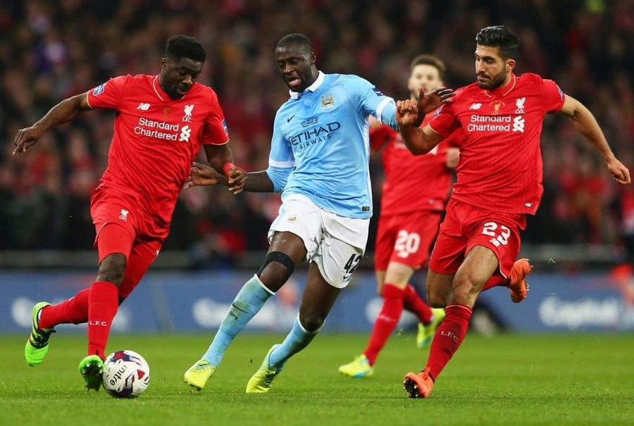 Un duel al fraților Toure, Kolo (stânga) vs Yaya (în centru), la un Liverpool - Manchester City, în februarie 2016 Foto: Guliver/GettyImages Cum au încercat conducătorii de la Dinamo să păcălească un fotbalist: „Ești nebun? Am pus la punct tot și tu ai plecat?”