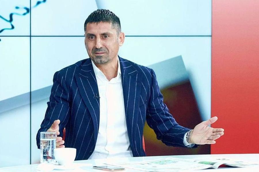 Ionel Dănciulescu scanează profilurile lui Munteanu și Bîrligea, atacanții cei mai în vogă din Liga 1 Cuplul N&D, verdict în disputa „Cine e mai bun între Louis Munteanu și Bîrligea?” » Niculescu și Dănciulescu au dat note și au același preferat: „Pariez pe 18 goluri”