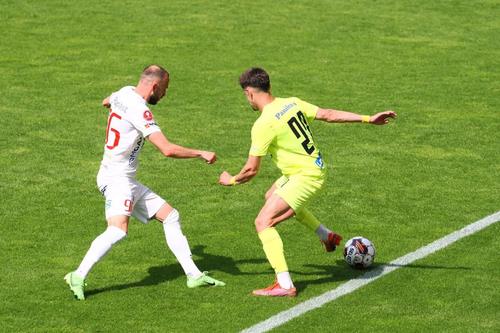 Hermannstadt a învins-o pe Poli Iași cu scorul de 2-0, în runda #23 din Superliga, la capătul unui meci în care gazdele s-au jucat cu ocaziile, iar sibienii i-au „taxat”.