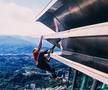 Performanță ULUITOARE! Cerul e limita » A reușit să escaladeze un zgârie-nori din Taiwan de 508 metri FĂRĂ coardă, în doar 95 de minute