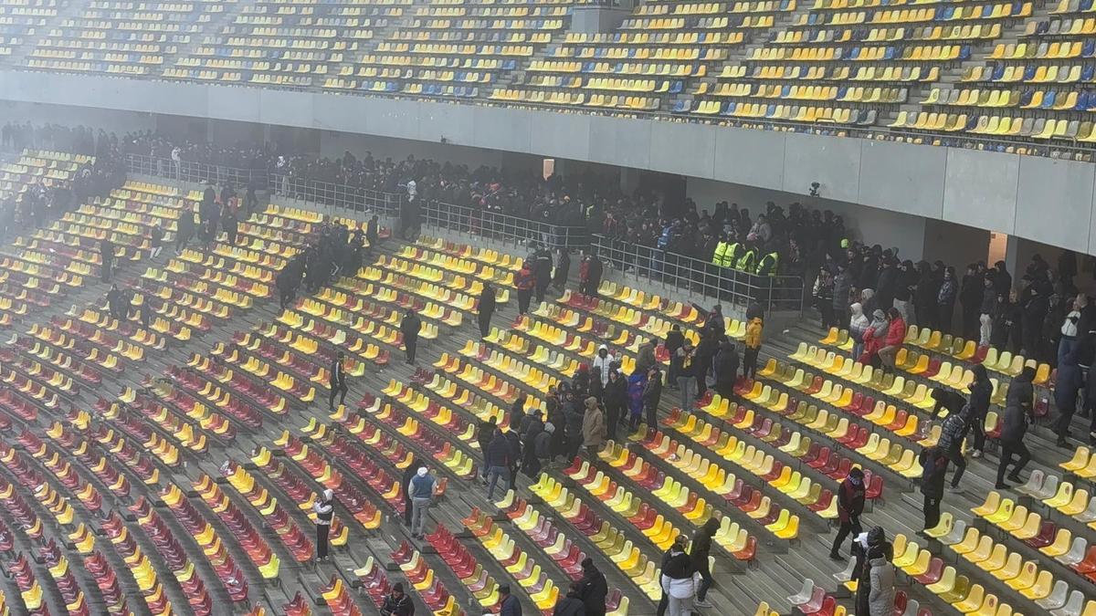 Scene nemaivăzute pe Arena Națională! » Peluza Nord FCSB nu a mai suportat umilința