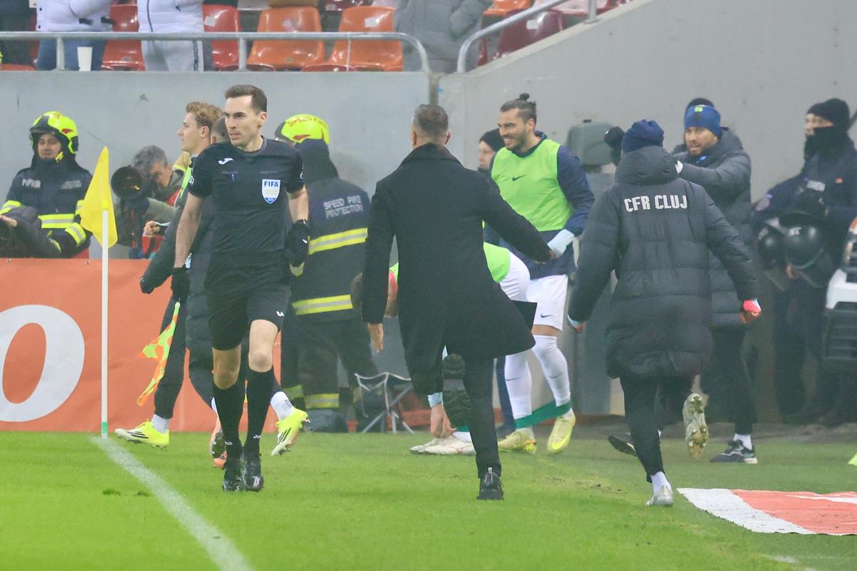Daniel Pancu, bucurie după golul lui Andrei Cordea din FCSB - CFR Cluj