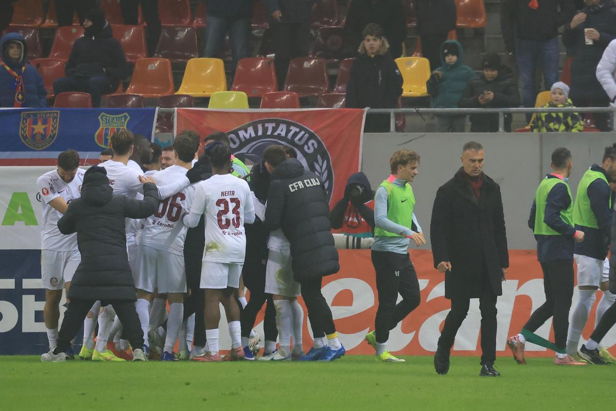 Daniel Pancu, bucurie după golul lui Andrei Cordea din FCSB - CFR Cluj