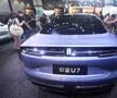 Chinezii au inventat mașina „care se scutură singură de zăpadă” » Bielorușii au vrut să verifice și au supus-o unui test: ce a urmat