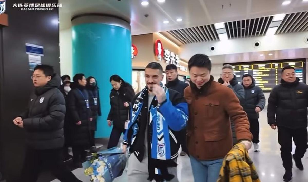 Imagini tari cu Nicolae Stanciu la sosirea în China