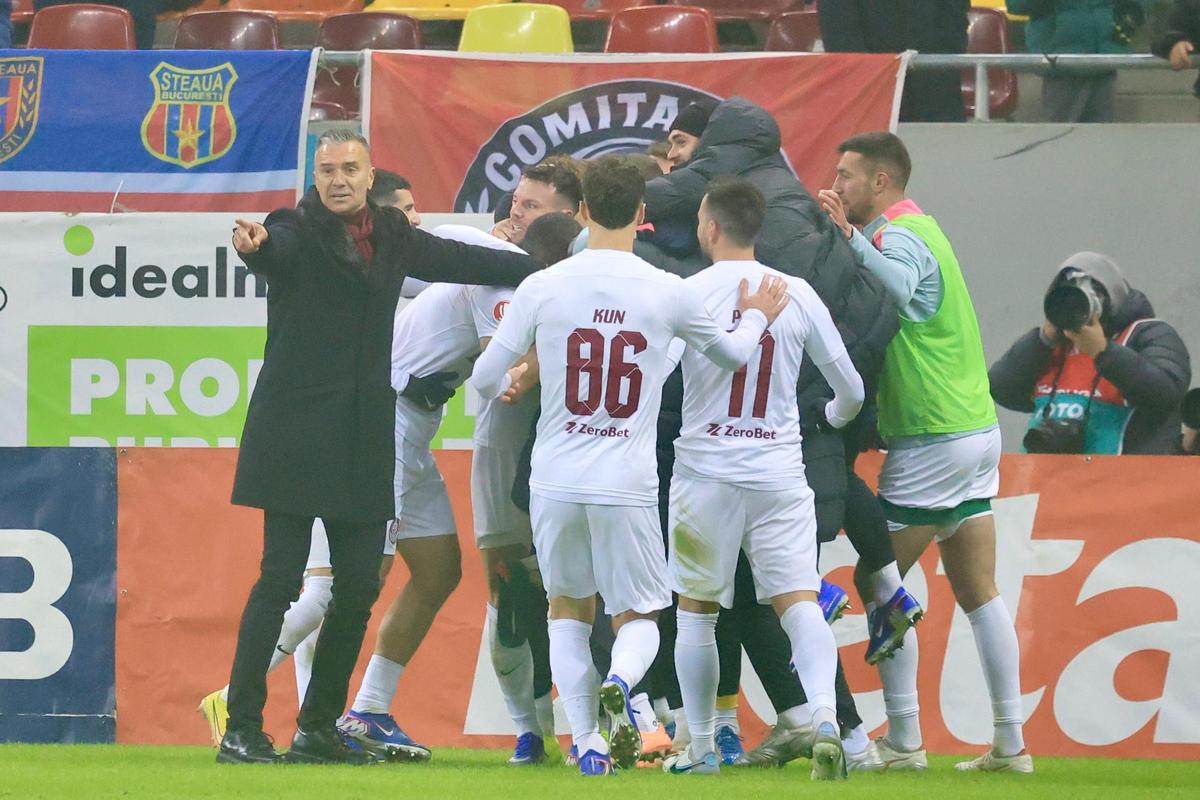 Daniel Pancu, bucurie după golul lui Andrei Cordea din FCSB - CFR Cluj