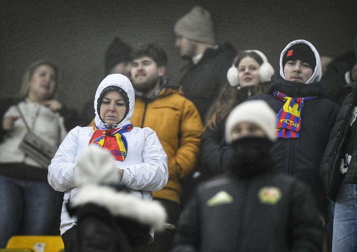 Ce a făcut Peluza Nord pe finalul meciului FCSB - CFR Cluj