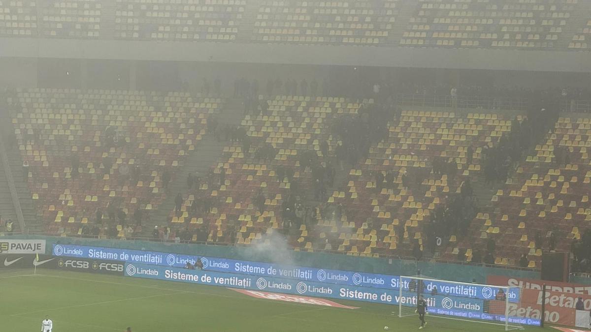 Scene nemaivăzute pe Arena Națională! » Peluza Nord FCSB nu a mai suportat umilința