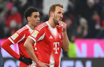 Harry Kane, luat peste picior de Augsburg » Gluma care a „incendiat” netul