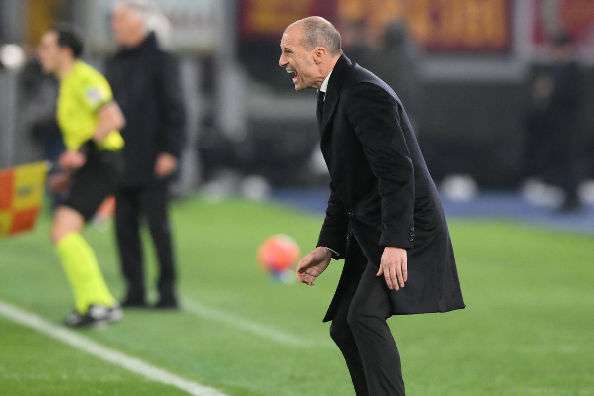 AS Roma - AC Milan 1-1 » Rezultat excelent pentru Cristi Chivu, care se desprinde în fruntea clasamentului din Serie A