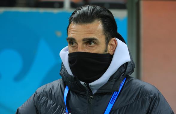 „Plecarea lui Charalambous nu e o soluție” » Fostul antrenor de la FCSB crede în calificarea roș-albaștrilor în play-off: „Pot câștiga toate meciurile”