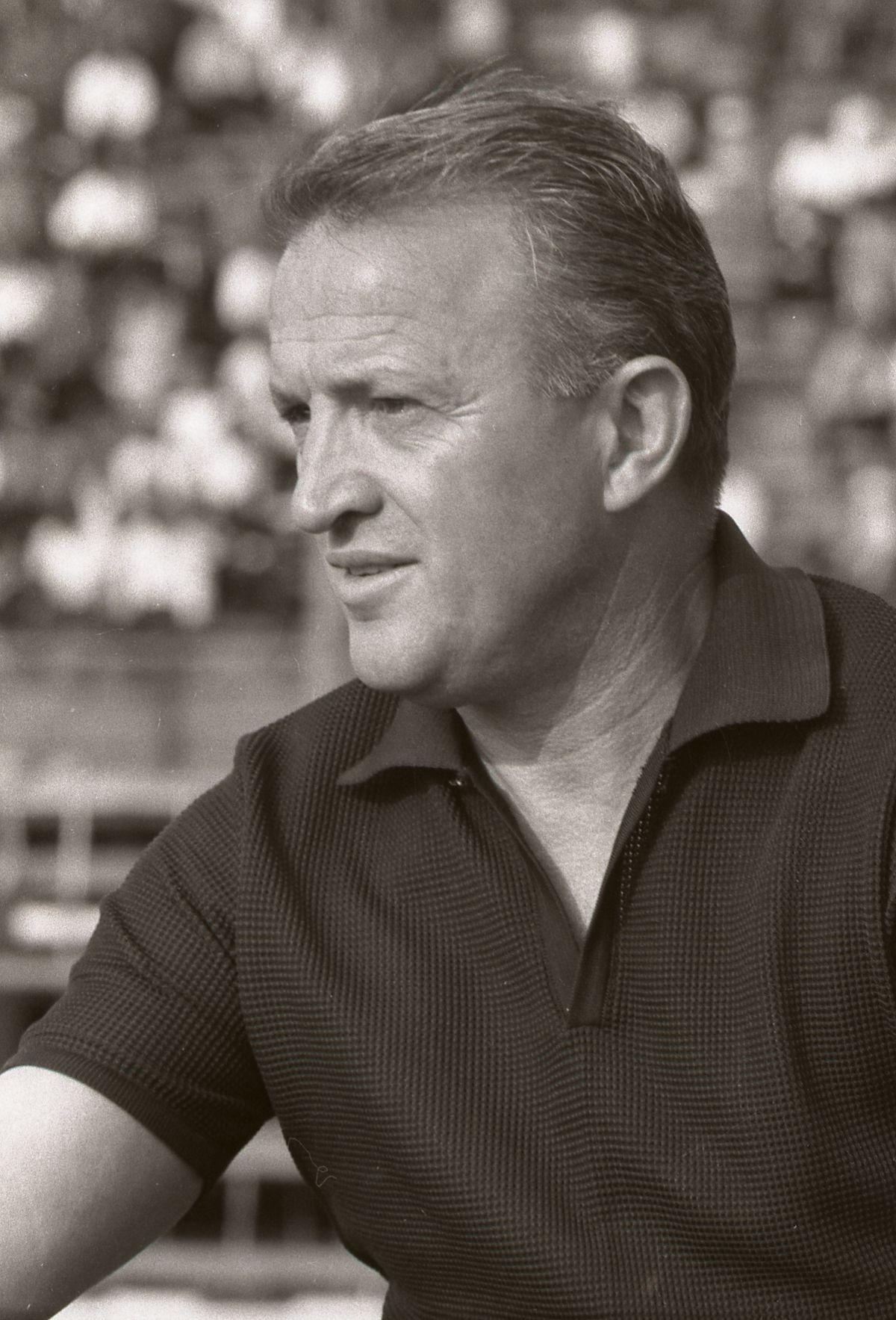 Ștefan Kovacs - viața și cariera