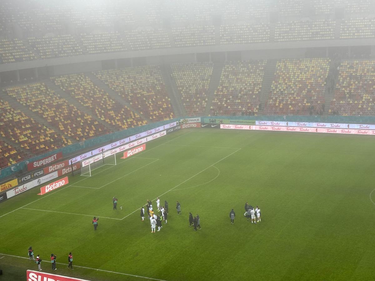 Peluza Nord FCSB fierbe! » Cine a intervenit și i-a oprit pe ultrași să nu le vandalizeze mașinile jucătorilor: „Vă credeți vedete. Prea multă aroganță”