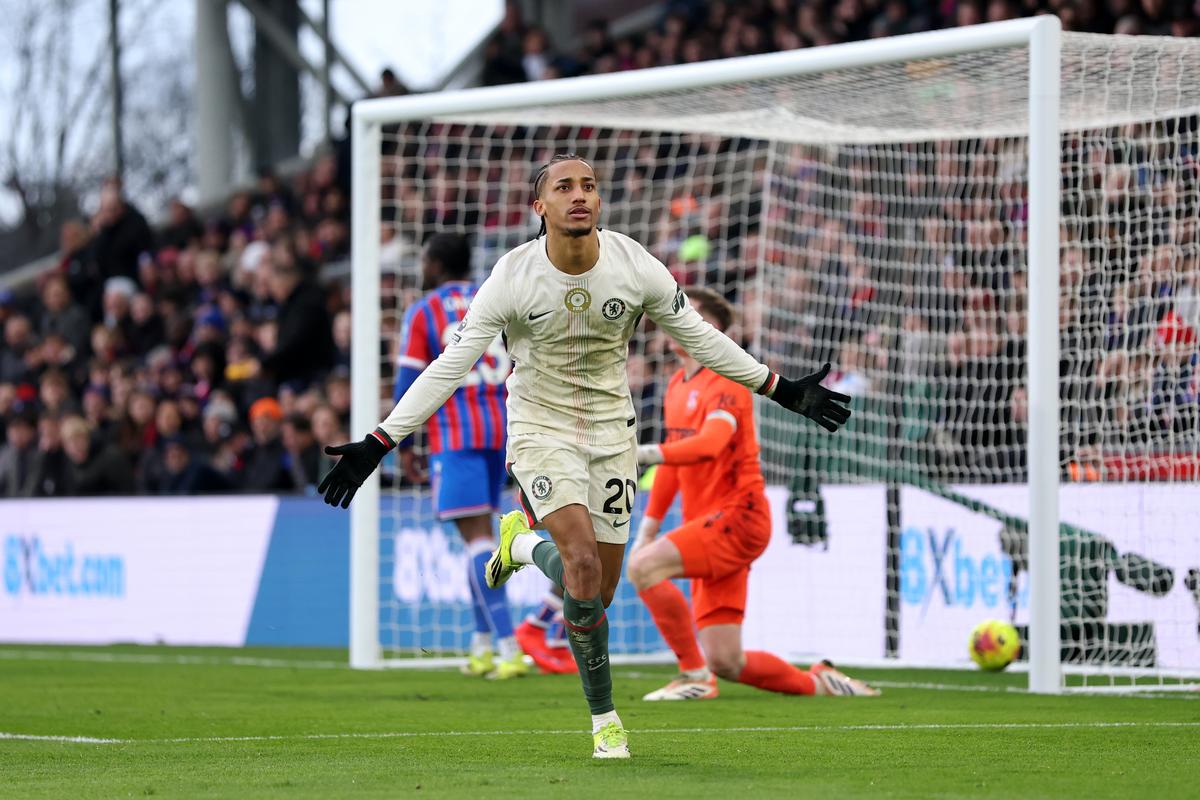 Chelsea câștigă derby-ul londonez cu Palace și urcă în TOP 4 » Clasamentul din Premier League