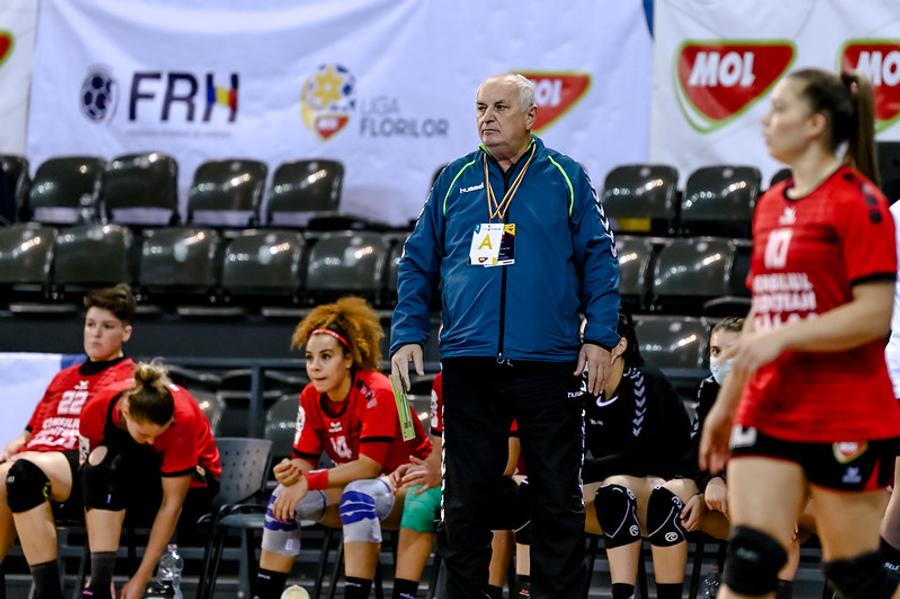 Gheorghe Tadici a fost mereu un antrenor vocal în handbalul românesc FOTO Dan Potor Federația lui Dedu continuă politica pumnului în gură! Ce s-a întâmplat cu Gheorghe Tadici
