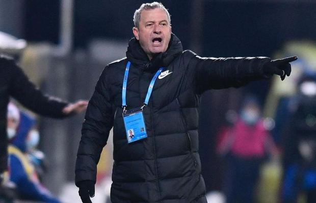 Mircea Rednic nu mai glumește! A lăsat un jucător în afara lotului pentru meciul cu Dinamo: „A avut șanse!”