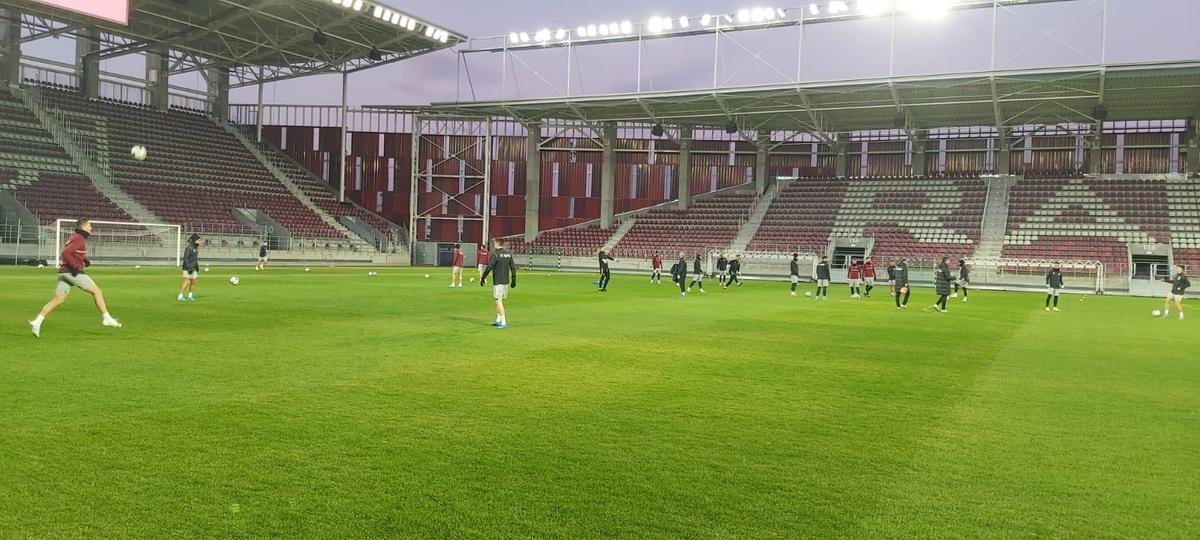 Primul antrenament pe noua arenă din Giulești » Mihai Iosif, entuziasmat: „Am revenit acasă!” + Nemulţumirea lui Săpunaru: „Ăsta e singurul regret”