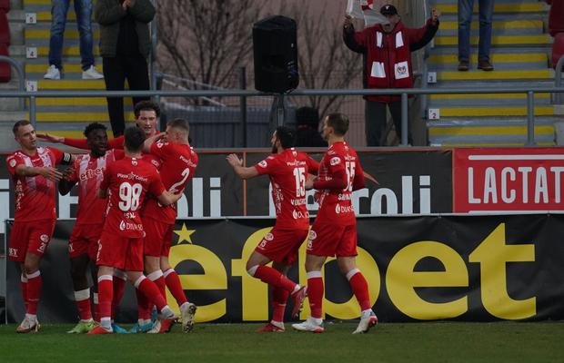 UTA Arad- Academica Clinceni 2-0 » Victorie fără mari emoții pentru formația lui Ionuț Badea