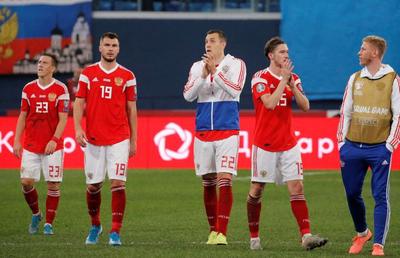 Presiune din ce în ce mai mare pe UEFA și FIFA să interzică Rusia în competițiile internaționale
